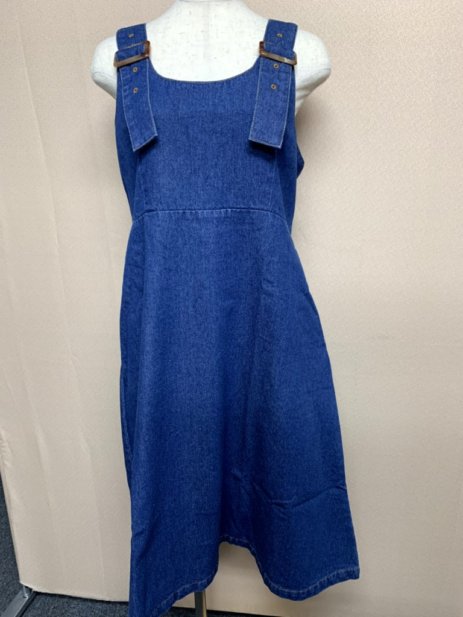 デニムワンピース